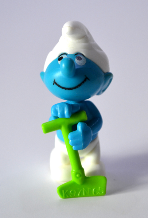 Skládací figurka 1996 Schlümpfe (Šmoulové) - 04 Schlümpf mit Spaten