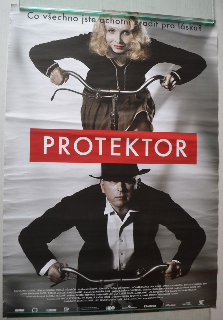 Filmový plakát - Protektor