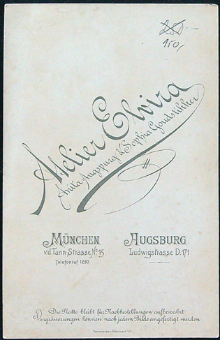 Kabinetní fotografie - München, Augsburg - Atelier Elvira - Kluk s puškou - Obrázek 2