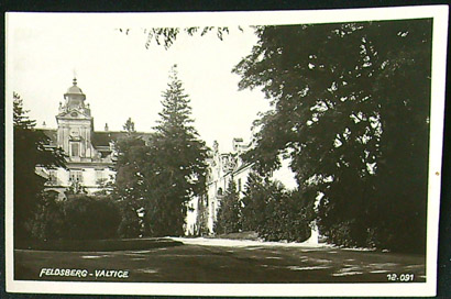 Pohlednice - Okres Břeclav - Valtice - Zámek