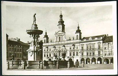 Pohlednice - Okres České Budějovice - České Budějovice - Náměstí - Samsonova kašna