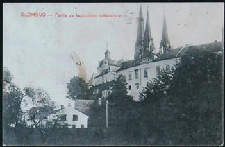 Pohlednice - Okres Olomouc - Olomouc - Partie za kapitolním děkanství