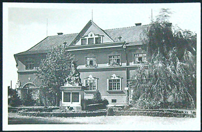 Pohlednice - Okres Pardubice - Dašice - Obecní Dům