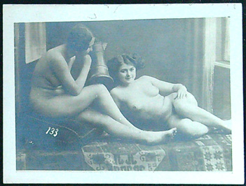 Pohlednice – Akt a erotika – Akt Foto – ČB – Dvě ženy (133) 12x9 cm