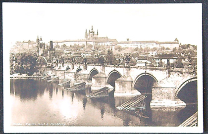 Pohlednice - okr. Praha - Praha - Karlův most a Hradčany