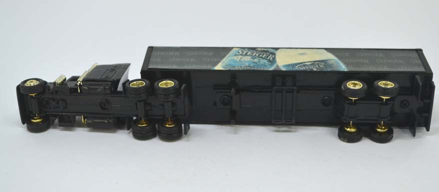 Herpa Kamiony Pivovary - Steiger - černý - Obrázek 3