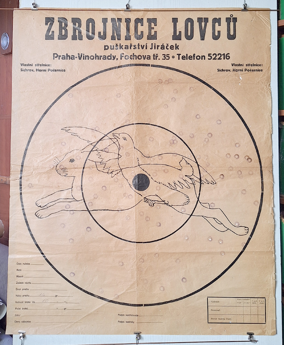 Plakát - Obrovský terč 99x80 cm - Praha Vinohrady - Puškařství Jiráček - Zbrojnice lovců 1,6